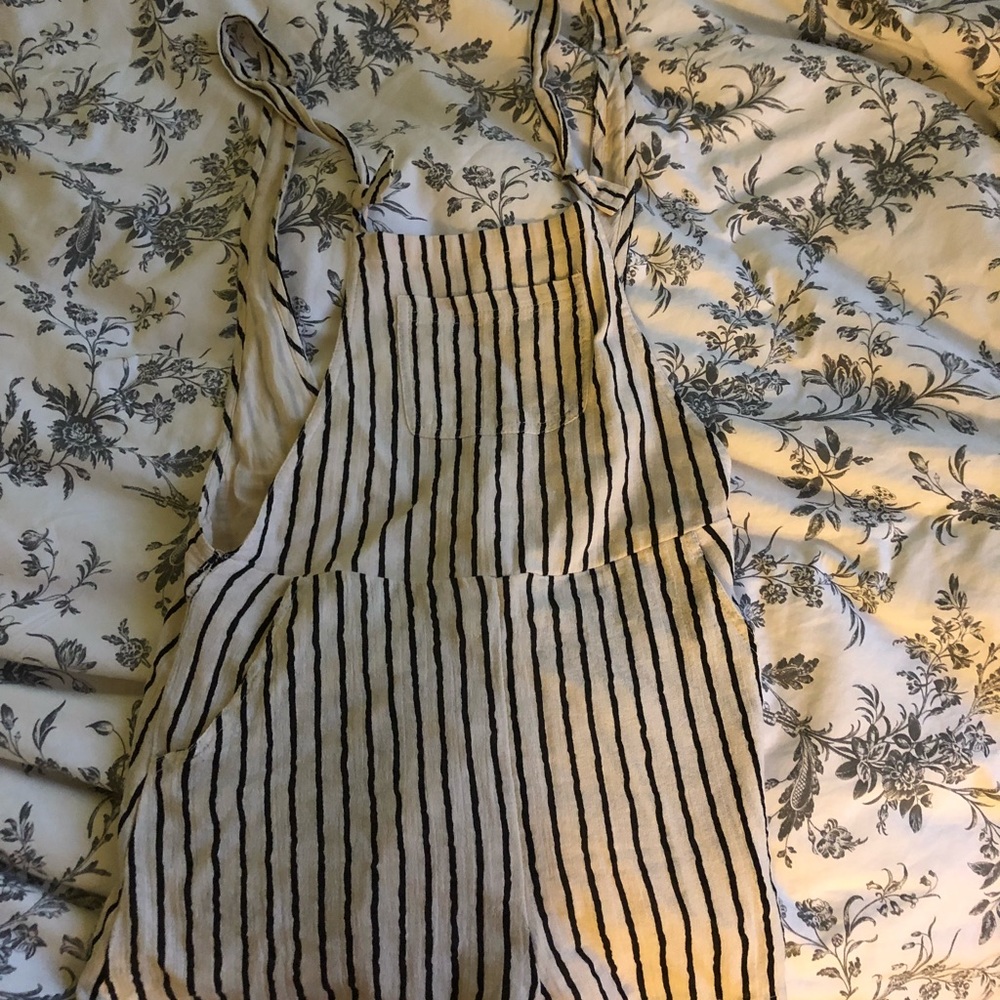 Overalls shorts